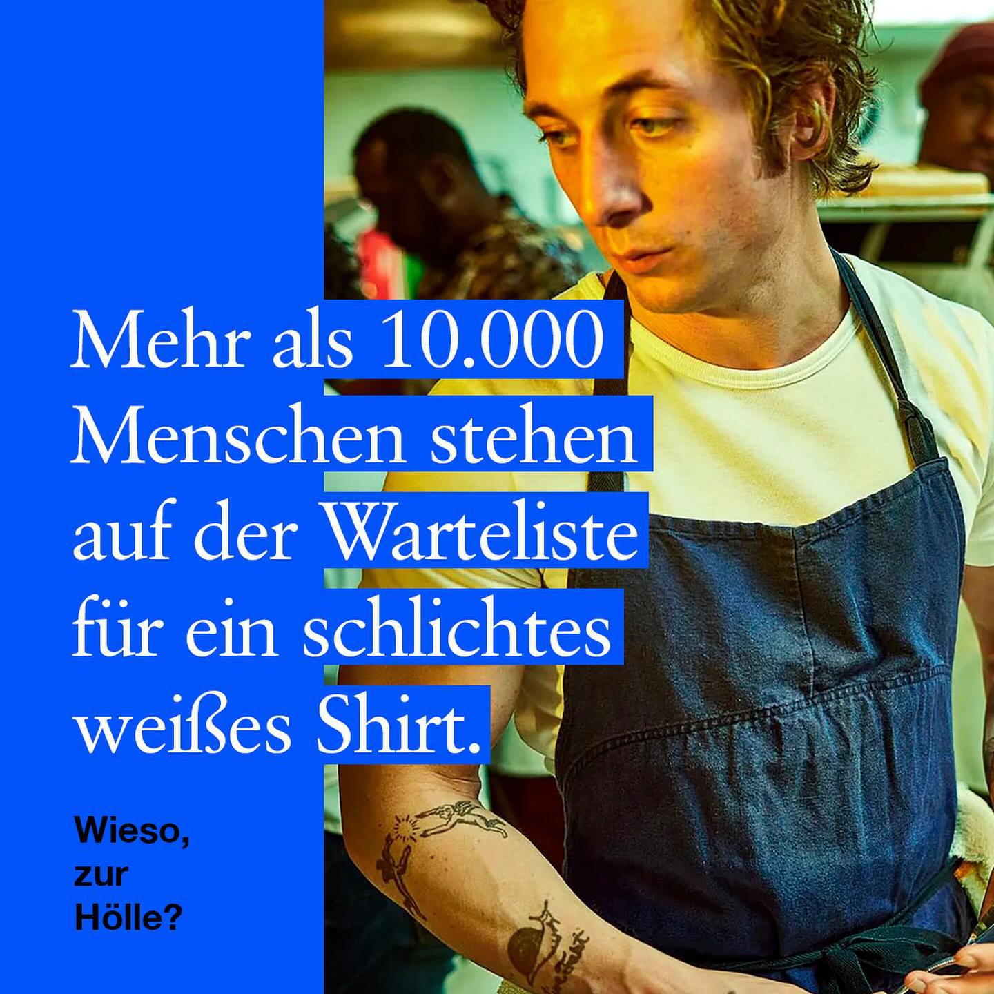 Das „215“ von @merzbschwanen wurde über Nacht zum Kult, nachdem @jeremyallenwhitefinally es in der Serie „The Bear“ getragen hat. Jetzt ist der Online-Shop leergefegt. Wer steckt dahinter? @plotnickigitta und Peter Plotnicki sind die kreativen Köpfe hinter dem Modelabel Merz b. Schwanen. Die Entdeckung eines alten Hemds auf einem Berliner Flohmarkt führte sie zu den historischen Loopwheeler-Maschinen, die Shirts wie das „215“ zu etwas ganz Besonderem machen. Mit Leidenschaft und Bauchgefühl haben sie ein insolventes Label wiederbelebt und tragen die Tradition von Balthazar Merz in die ganze Welt. 

In der 103. Folge von Wunderbar Together spricht Gitta Plotnicki über die Anfänge von Merz b. Schwanen, ihre intuitiven Entscheidungen und die Herausforderungen, einen Store in New York zu eröffnen. 

🎧 Überall hören, wo es Podcast gibt.